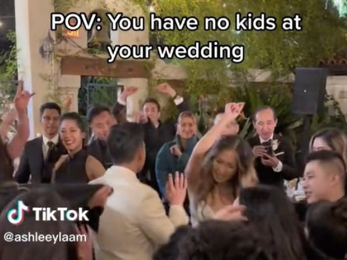 Pengantin viral gelar pernikahan 18+ Pengantin viral gelar pernikahan 18+