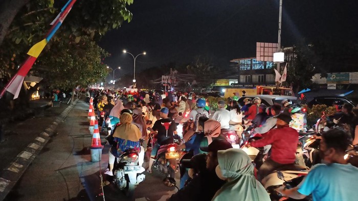 Peresmian alun-alun Pamulang, lalin di sekitar lokasi macet
