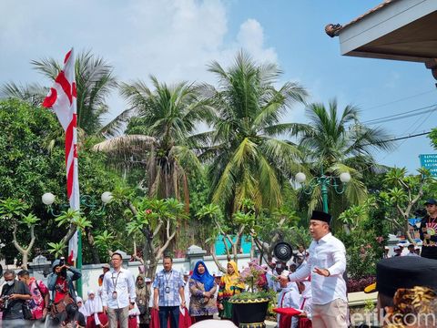 Peringatan Hari Musik Indonesia di Makam WR Supratman