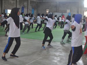 4 Teknik Gerak Ayunan Tangan dalam Gerak Berirama