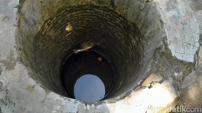 Sumur air tawar di bibir pantai Pangandaran