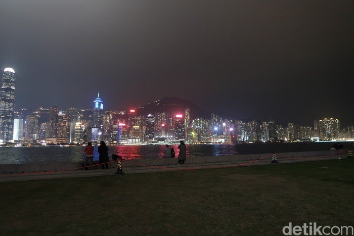 West Kowloon Promenade