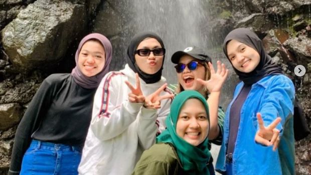 Air Terjun Duyung Trawas Hill