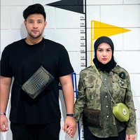 Hingga akhirnya pada Senin (6/11/2023), Irish Bella mengajukan gugatan cerai terhadap Ammar Zoni di Pengadilan Agama Depok. Sidang perceraian pertama mereka digelar pada Kamis (16/11/2023), namun hanya dihadiri kuasa hukum Irish Bella. Kini Majelis Hakim meminta Irish Bella dan Ammar Zoni hadir pada sidang lanjutan yang akan digelar pada Kamis (23/11/2023). Foto: Instagram/@_irishbella_