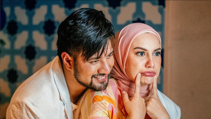 Ammar Zoni dan Irish Bella.