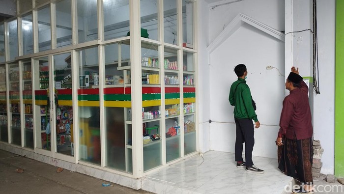 Bangunan bank ponpes di Gresik yang diduga dirusak dan dicuri oleh kepala MTS dan ustaz.
