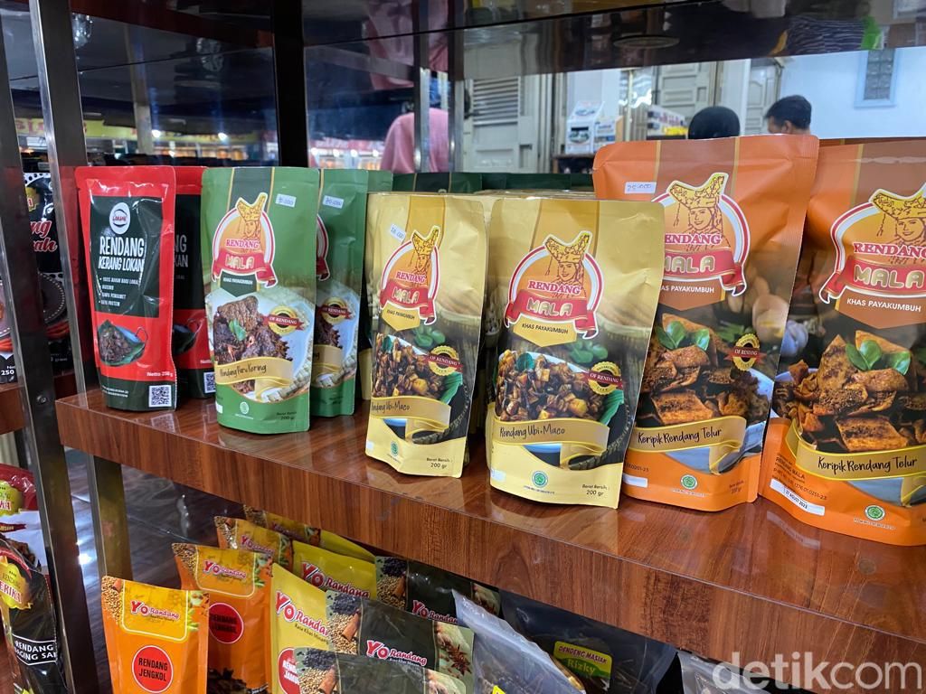 Berburu Keripik dan Camilan di Sanjai Rina Kota Payakumbuh