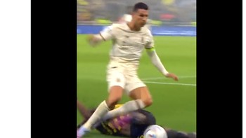 Akun tim lawan sampai mengejek ke mana Ronaldo karena tidak mampu berbuat apa-apa untuk timnya. Foto: Twitter