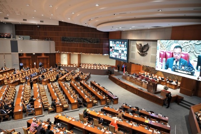 DPR RI