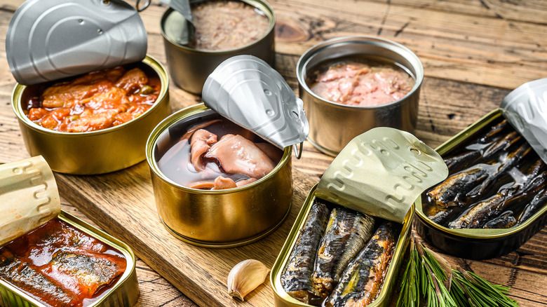 ikan kaleng