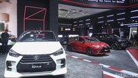 Toyota Agya terbaru menggunakan platform Daihatsi New Global Architecture (DNGA). Dengan penggunaan platform baru itu, dimensi Toyota Agya lebih panjang. Kini, Toyota Agya memiliki panjang 3.760 mm, lebar 1.665 mm, tinggi 1.505 mm dan wheelbase 2.525 mm. Daya angkut ditingkatkan dengan menambah panjang bagasi menjadi 610 mm.