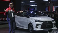 Kini, Toyota Agya telah banyak berubah. Perubahan terlihat dari desainnya. Sekarang, Toyota Agya menampilkan garis-garis baru yang lebih tajam dan sporty.