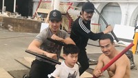 Sebagai aktor laga, sebagai seniman bela diri, saya tidak boleh terlalu besar. Saya tidak bisa memiliki otot besar karena itu akan membatasi gerakan saya, kata Joe. (Foto: Instagram @joe_taslim)
