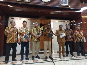 PPATK Temukan Transaksi Janggal di Banyak Kementerian, Ini Kata Mahfud
