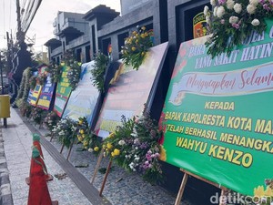 Sosok Misterius Pesan 6 Karangan Bunga Ngaku Korban Wahyu Kenzo