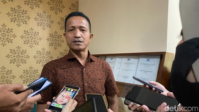 Kritik Formappi: Usulan PKS untuk Distribusi Merata Pimpinan DPR Dianggap Tidak Realistis