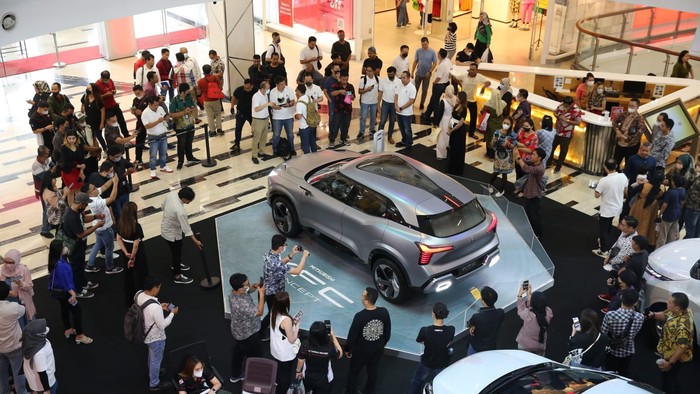 Mitsubishi XFC Concept sempat jadi Perhatian pada ajang IIMS 2023. Kini, mobil tersebut menampakkan wujudnya di Medan, Sumatera Utara.