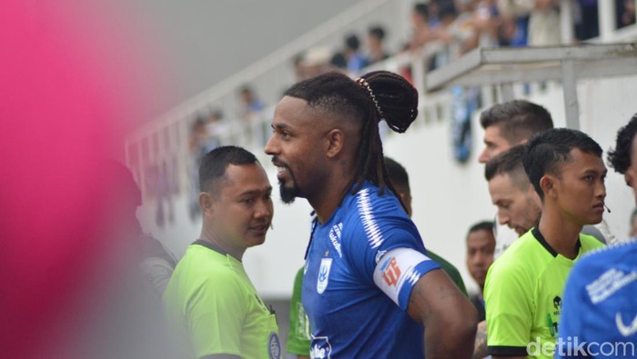 Pemain bek asing PSIS Semarang Carlos Fortes. Foto diunggah Jumat (10/3/2023).