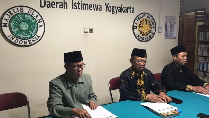 Pengurus MUI DIY di kantor MUI DIY, Jumat (10/3/2023).