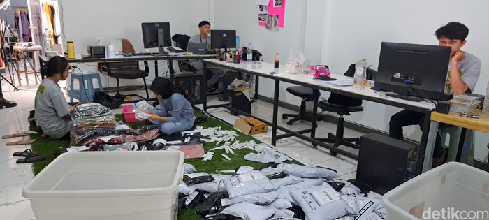 Penjual Lazada