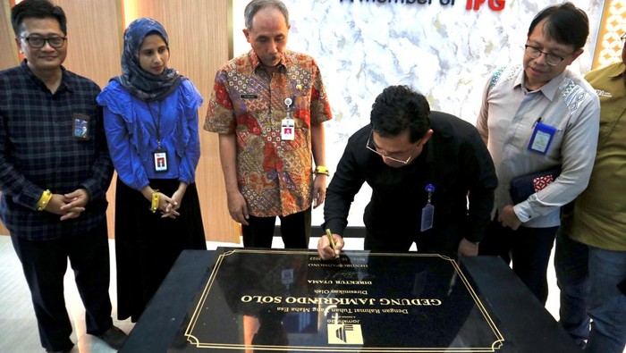 Jamkrindo berkomitmen menghadirkan pelayanan prima bagi seluruh mitra kerja perusahaan khususnya untuk memperkuat pelayanannya di wilayah Jawa Tengah. Ini buktinya.