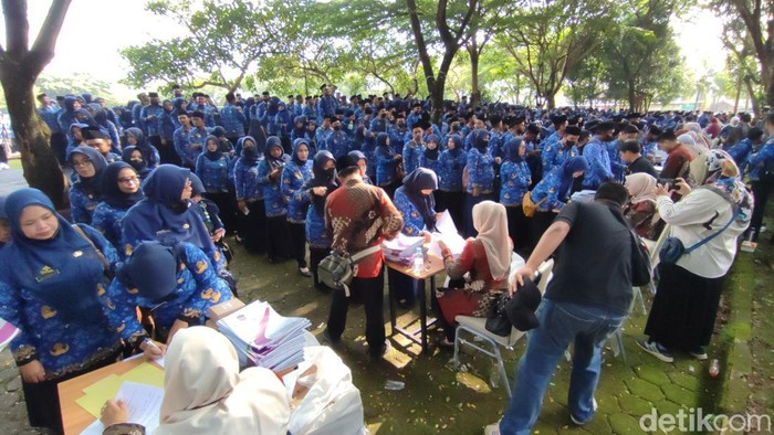 Proses perpanjangan masa kerja PPPK di Ciamis, Jumat (10/3/2023)