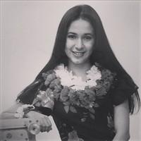 Puput Novel mengawali karier sebagai artis cilik di era 70-an. Namun namanya mulai populer di awal 90-an sebagai penyanyi, aktris, presenter juga bintang iklan. Foto: Instagram/@puputnovel_