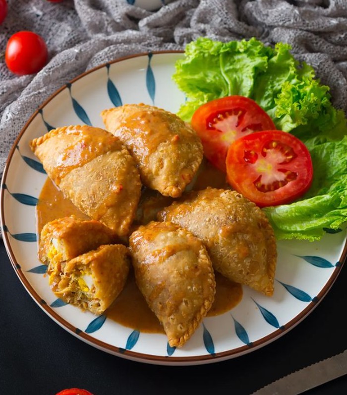 Renyahnya Mantap! 5 Pastel Premium ala Sultan yang Bikin Nagih