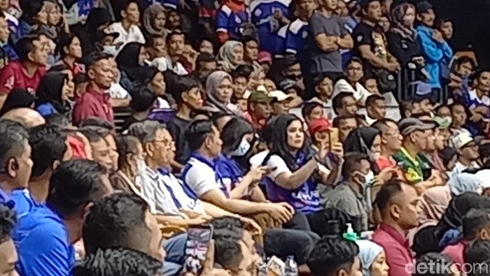 SBY, AHY dan Boediono nonton Proliga 2023 di Solo. Foto diambil Jumat (10/3/2023).