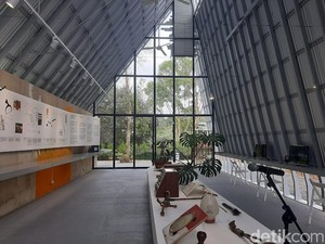 Melihat Pameran Perancangan Alat Musik di Bandung