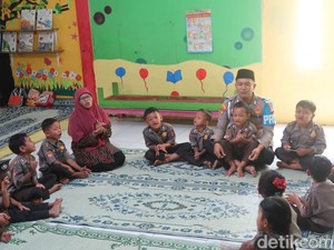 Bripka Heri Sisihkan Gaji Demi Bangun TK Gratis di Gunungkidul