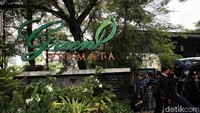 Rekonstruksi digelar langsung di TKP di kawasan Ulujami, Pesanggrahan, Jakarta Selatan.