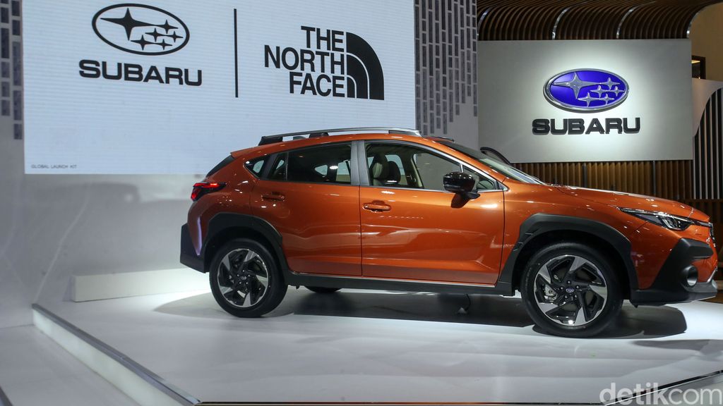Subaru Crosstrek diluncurkan di Gaikindo Jakarta Auto Week (GJAW) di JCC, Jakarta, Jumat (10/3/2023). Harga yang ditawarkan Rp 549.500.000 on the road Jakarta