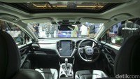 Untuk menekankan nilai adventure dan outdoor, Subaru Indonesia juga bekerja sama dengan The North Face pada peluncuran Crosstrek dengan beberapa artikel fashion yang nyaman untuk digunakan pada kegiatan luar ruang.