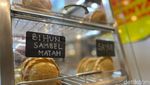 Pedas Mantap! Pastel Udang Balado dan Pastel Sambal Matah yang Buncit