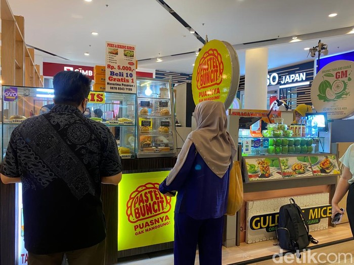 Tak Bikin Bosan! Pastel di Sini Isinya Udang Balado hingga Mie Goreng
