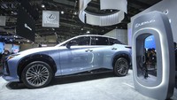 Setelah bulan lalu Lexus meluncurkan The All New Lexus RX, kali ini Lexus akan memperkenalkan The All New Lexus RZ yang merupakan Lexus First Dedicated BEV Model secara eksklusif kepada pengunjung dan Lexus Enthusiast.  