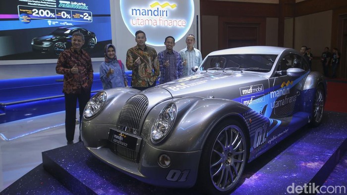 Gelaran Gaikindo Jakarta Auto Week (GJAW) 2023 kembali digelar di JCC Senayan 10-19 Maret 2023. Pada gelaran event kali ini, Mandiri Utama Finance (MUF) hadir sebagai Official Multifinance Partner yang siap memberikan kemudahan bagi konsumen yang membutuhkan pembiayaan kendaraan impiannya.