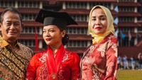 Amel Carla masuk Fakultas Hukum Universitas Indonesia lewat jalur Talents Couting pada 23 Maret 2019. Foto: dok. Instagram Amel Carla