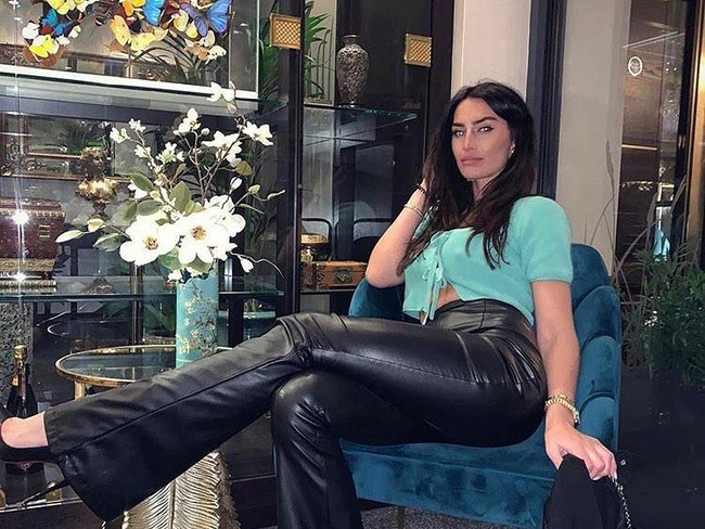 Juni 2020: Kembali Bersama AnnieMeskipun sempat berpisah, Walker kembali menjalin hubungan dengan Annie dan bahkan melamarnya pada Juni 2020, hanya dua bulan setelah kelahiran Kairo. Mereka pun menikah secara rahasia pada November 2021. Foto Annie Walker: Instagram