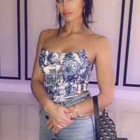 Kyle Walker dan Annie menikah pada 2021 meski Walker diketahui memiliki anak dengan wanita lain yakni model Lauryn Goodman. Sebelum menikah, hubungan mereka juga sempat diwarnai isu selingkuh ketika bintang reality show Laura Brown mengaku pernah bercinta dengan sang bintang lapangan.Foto: Instagram