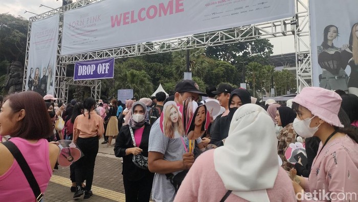BLINK Kesal Banyak Calo Tiket Konser BLACKPINK di GBK, Tawarkan Rp 10 Juta