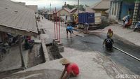 BPBD Jateng: Sebaran Hujan Abu Erupsi Merapi Sampai 5 Kabupaten/Kota