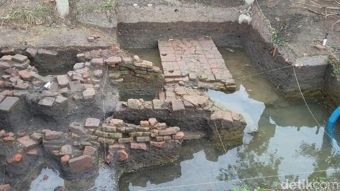Dokumentasi Situs Kota China