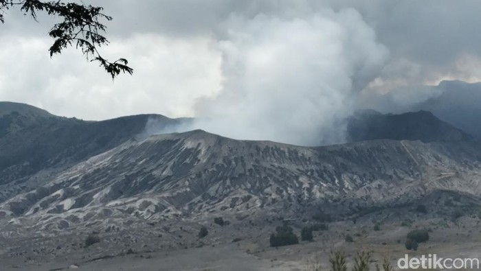 Erupsi Merapi tak pengaruhi Gunung Semeru dan Bromo di Jatim