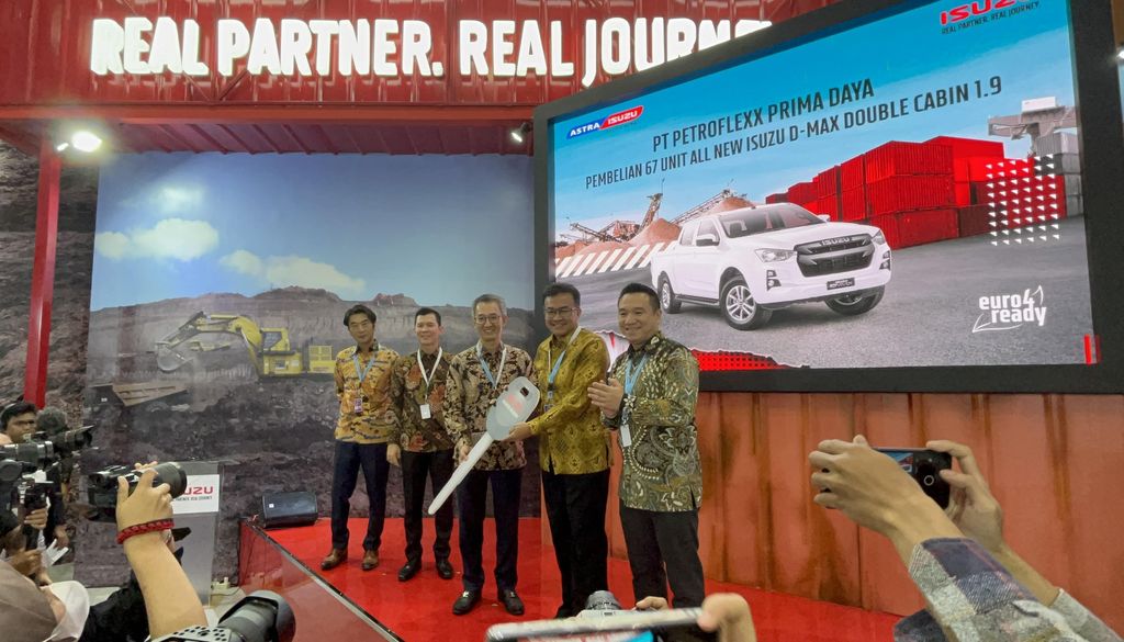 Isuzu serah terima D-Max Double Cabin