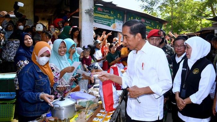 Jokowi Blusukan