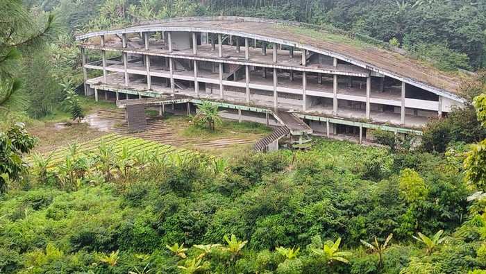 Kondisi Kampung Gajah yang kini terbengkalai.