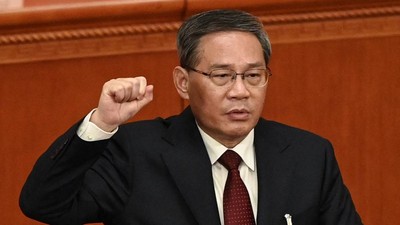 Dulu Kerja di Pabrik, Kini Jadi Perdana Menteri