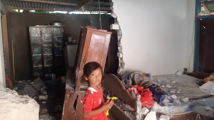 Longsor di Lamongan